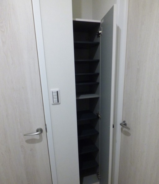 船橋市丸山２丁目のアパートの収納