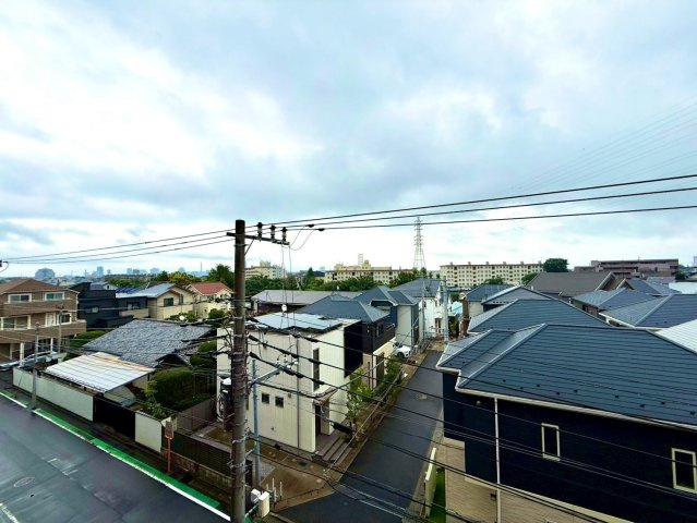 コスモ保土ヶ谷パークフォルムの展望|毎日の身支度がスムーズになる機能的な収納です。