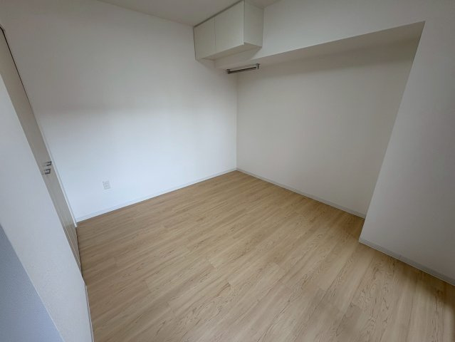 セレニテ本町グランデ　仲介手数料無料の居間・リビング