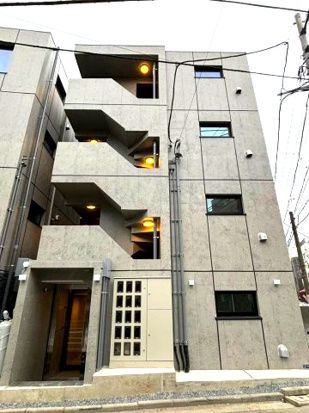 Y’s　Court　Akabaneのエントランス