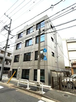 Y’s　Court　Akabane