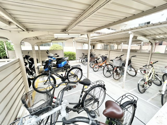 塚口フレックスの駐輪場|駐輪場