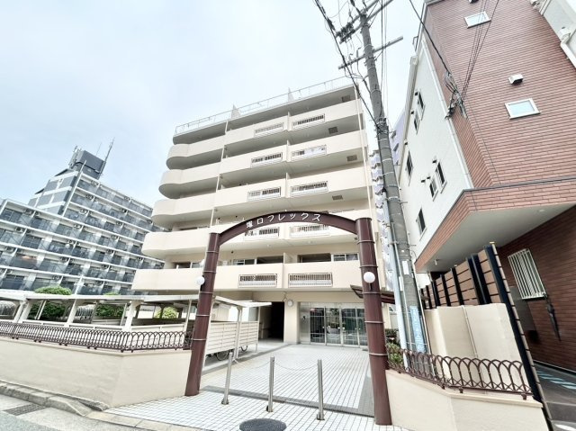 塚口フレックスの外観|日当り・通風良好な8階の開放感と、総戸数71戸の安心感！手堅い運用が狙えます。