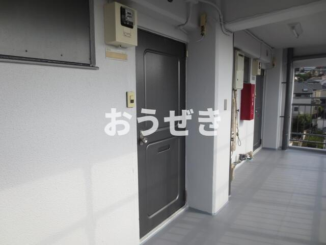 コスモＡｏｉ三ツ沢のロビー