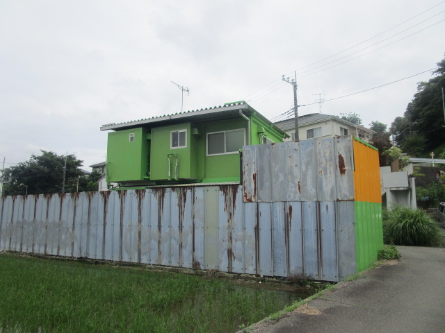 厚木市林３丁目の倉庫