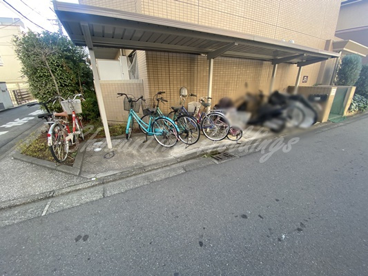 ステラ新丸子のその他共用部分|屋根付き駐輪スペース付き♪