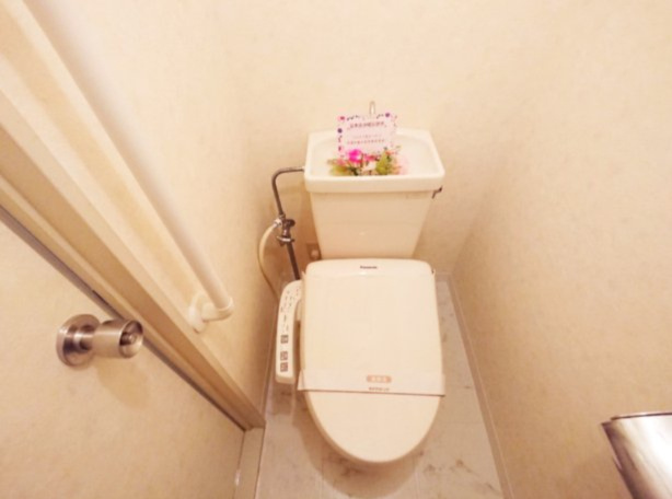 【トイレ】 | エミネントセジュールB棟 | ※イメージ　同物件別号室の写真