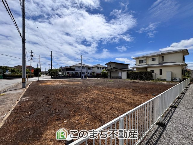 ブルーミングガーデン宇都宮市清原台3丁目の外観|建築中現地写真（同社施工の完成物件・モデルハウスがご見学できます）