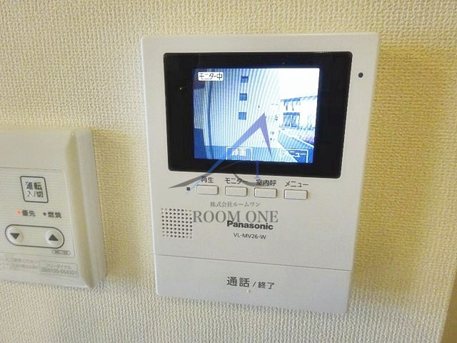 サンモールキューブのセキュリティ|モニター付きインターホンです。