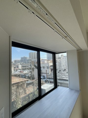 川口市川口６丁目の賃貸マンション