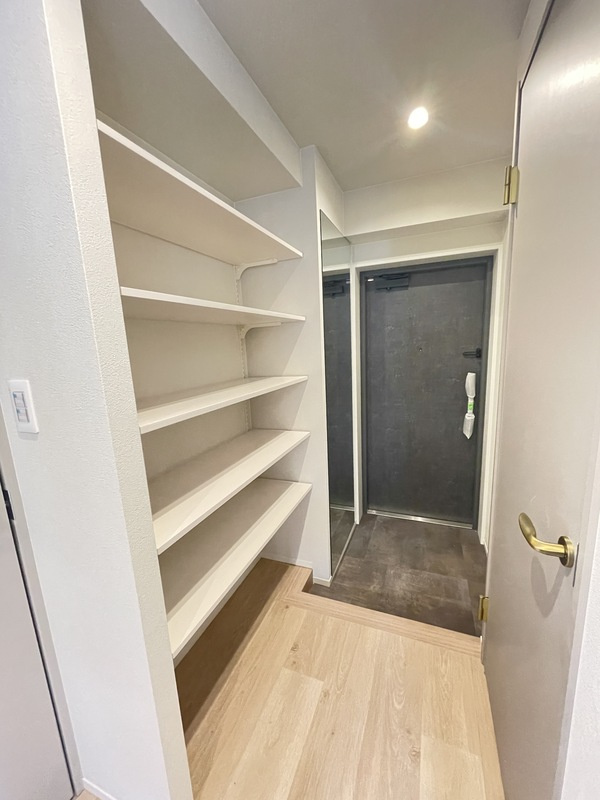 川口市川口６丁目の賃貸マンション