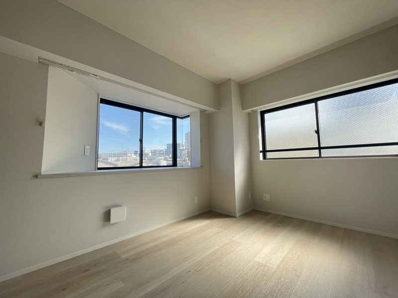 川口市川口６丁目の賃貸マンション
