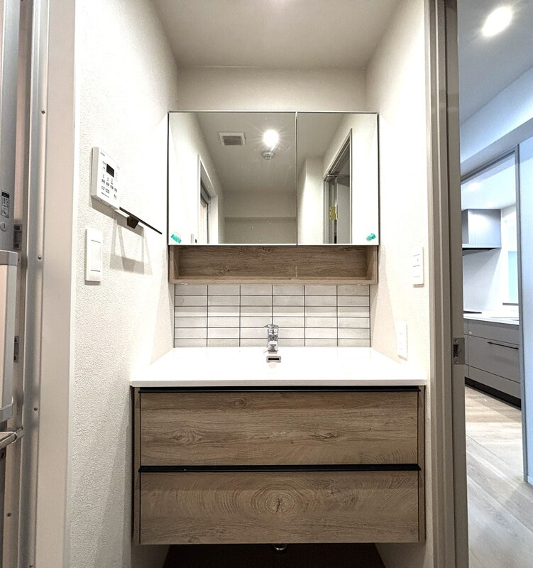 川口市川口６丁目の賃貸マンション