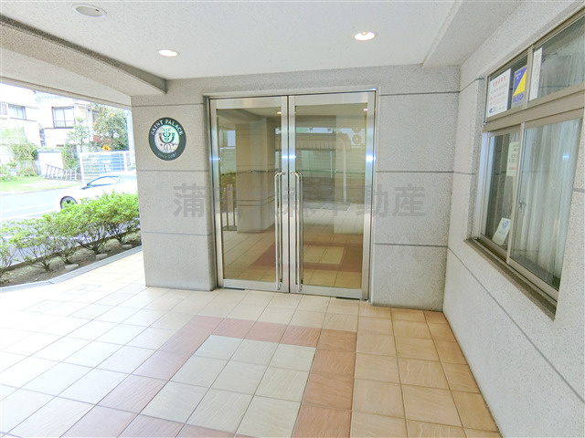セントパレス大鳥居の外観