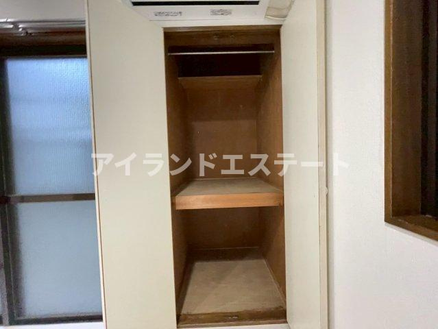 GRIFFIN祐天寺　オートロック　TVドアフォン　通風良好の収納