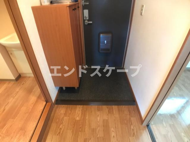 クローバービルの玄関|玄関
高崎、前橋のお部屋探しはエンドスケープまで！お客様の理想お聞かせ下さい♪