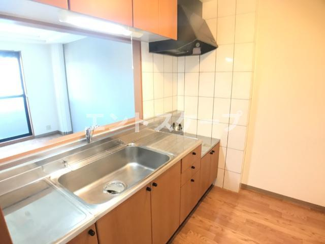クローバービルのキッチン|対面キッチン
高崎、前橋のお部屋探しはエンドスケープまで！お客様の理想お聞かせ下さい♪