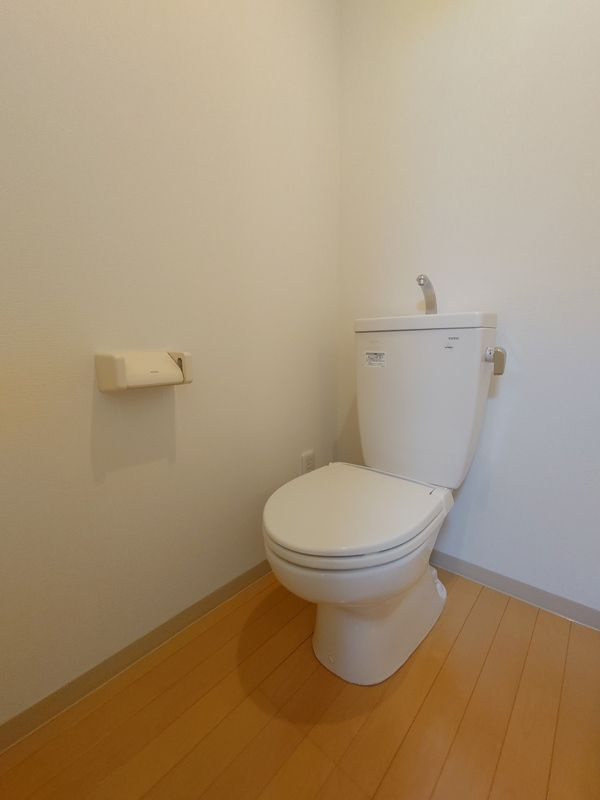 DIX のトイレ