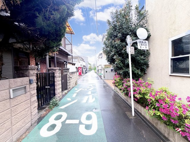 豊島区千早三丁目土地（上物有）の前面道路含む現地写真
