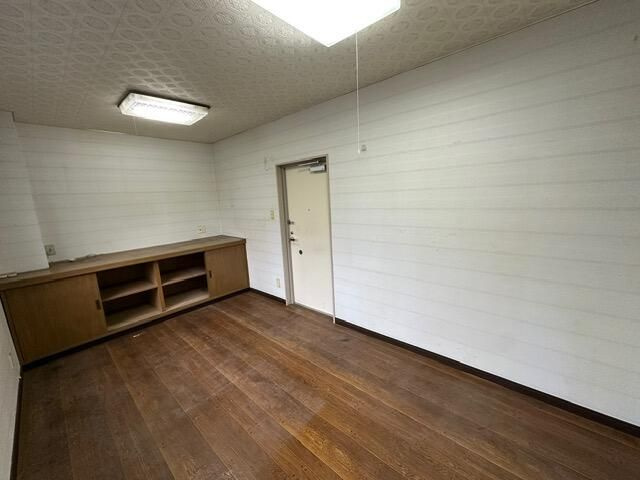 船橋市前原東３丁目の事務所の内装