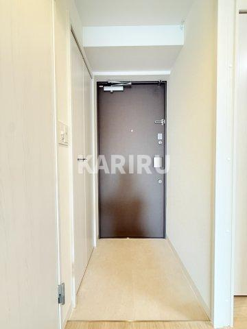 Louis Residence 弁天町の玄関
