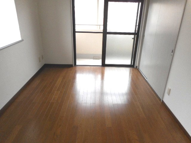 Ｔ’ｓ　garden新小岩の居間・リビング