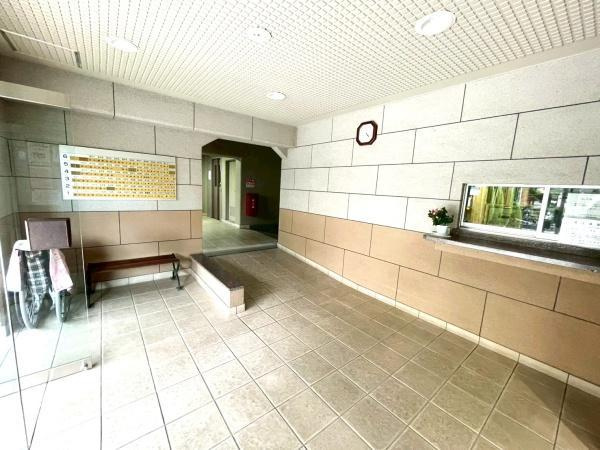 日商岩井香里ケ丘マンションの受付|■物件内覧・資金計画相談・住宅ローン相談、リフォーム相談、お問合せ受付中■
※当日・翌日のご内覧、ご相談はお電話でのお問合せがスムーズです！