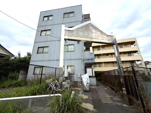 エルハイツ第６テラジマの外観
