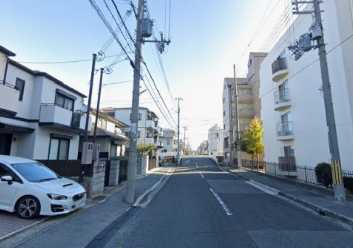 魚崎北町1丁目　中古戸建の前面道路含む現地写真