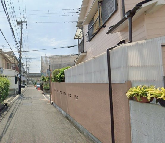 常松1丁目の前面道路含む現地写真|新築用地としても、お考え頂けます。