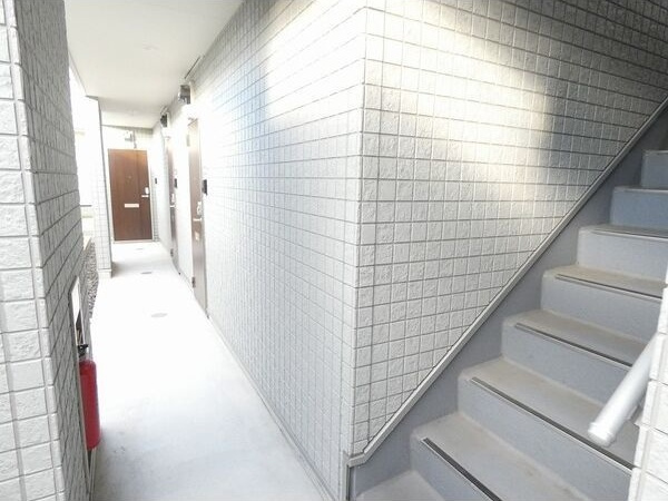 ハーモニーテラス十番町Ⅰのエントランス|清潔なエントランスです