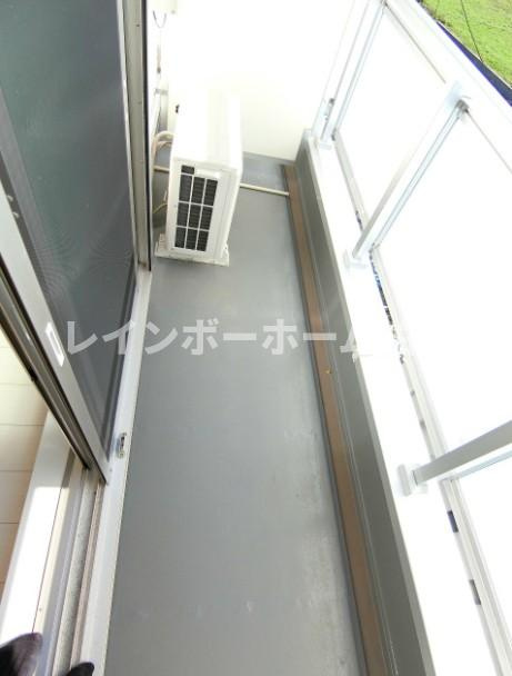 仲介手数料（賃料の1.10ヵ月）の50％OFF対象物件！のバルコニー|開放的で明るい空間を演出してくれるバルコニーです