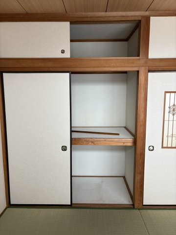 サンコーポ清水の収納
