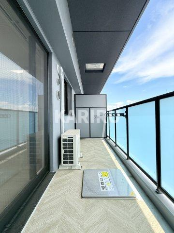 Louis Residence 弁天町のバルコニー