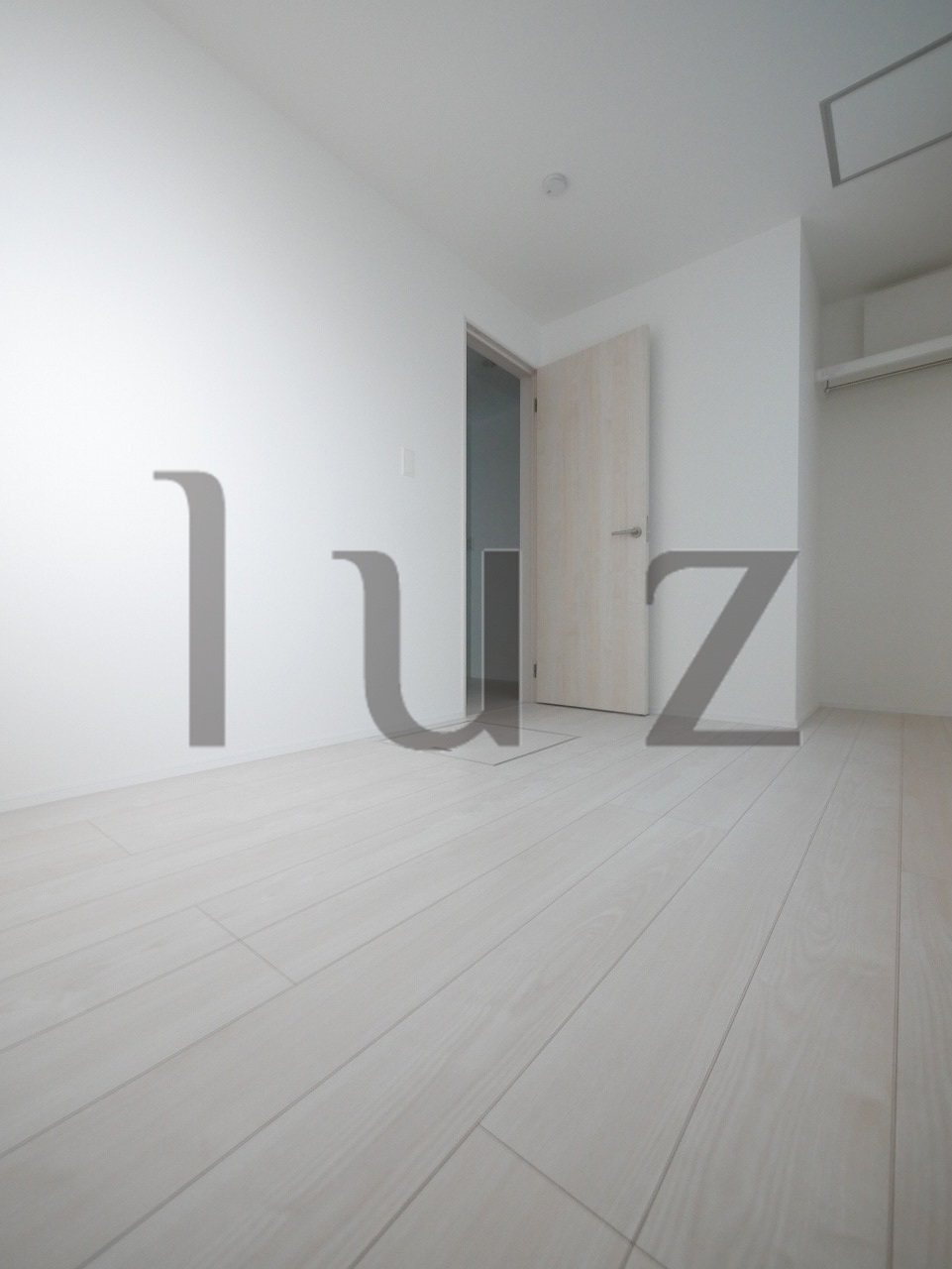 クラゾ鶴見区上末吉戸建2号棟の寝室