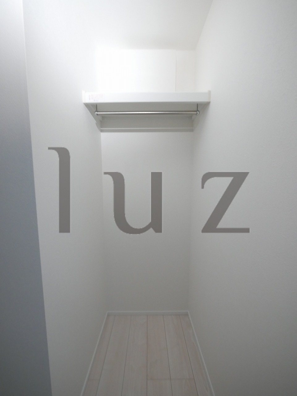 クラゾ鶴見区上末吉戸建2号棟の収納