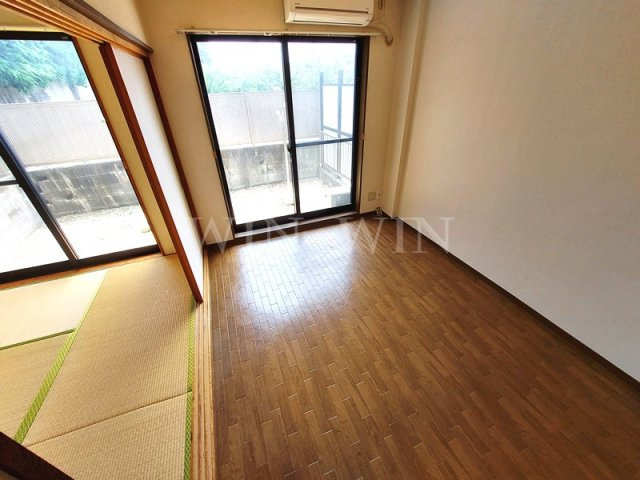 ストーク南牛川の居間・リビング