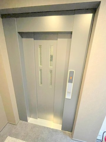 (仮称)上落合2丁目メゾンの玄関