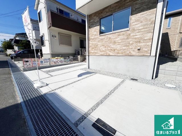 神戸市西区狩場台　第3期　新築一戸建ての駐車場|２台分の駐車スペース有り！急な来客でも安心です！
