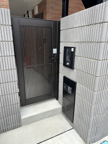 ベイルームリアナ堀ノ内のエントランス|ゆとりのあるエントランスです