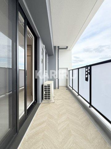 Louis Residence 弁天町のバルコニー