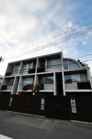 白山フラット