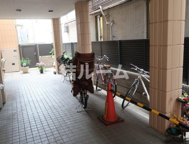 北区東田端１丁目の賃貸マンションのロビー