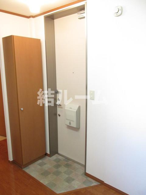 北区東田端１丁目の賃貸マンションの玄関