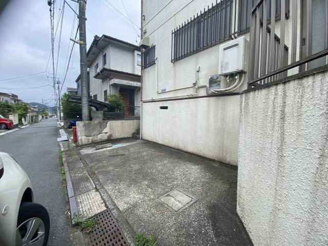 岩戸5丁目戸建の駐車場|駐車場