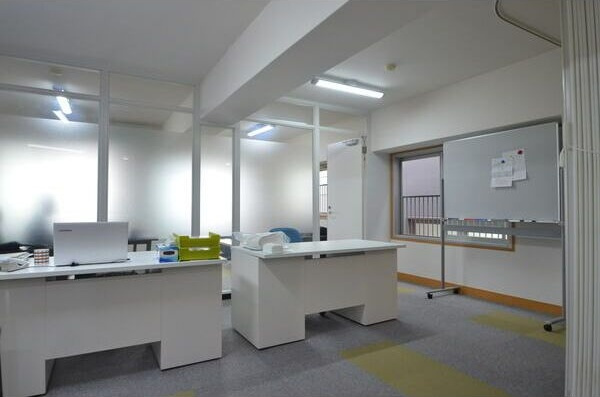 財形久屋林敬ビルの内装