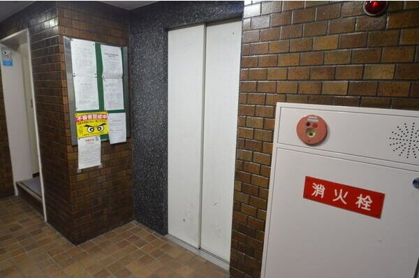 財形久屋林敬ビルの内装