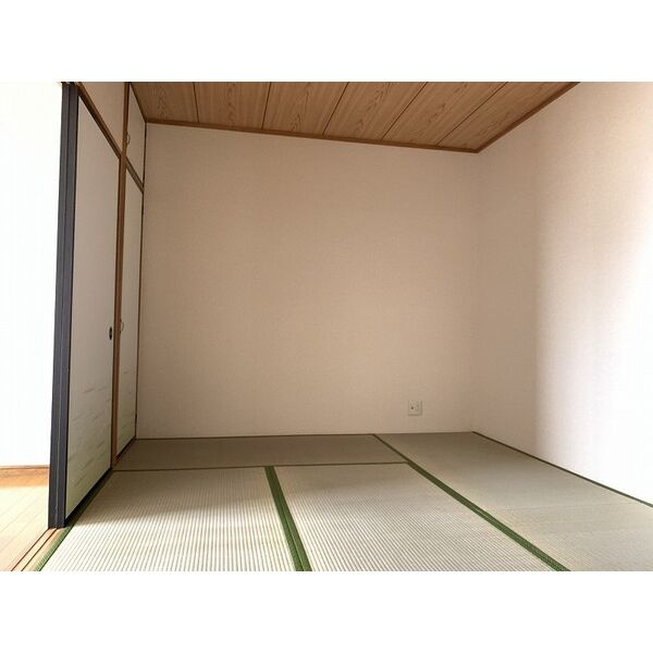 Ｓｕｒｐｌｕｓ　ＵＥＪＩの和室