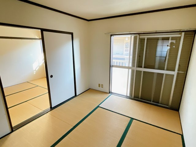 タウニーあけぼのAの和室