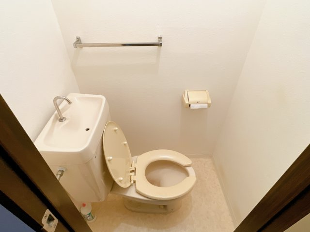 タウニーあけぼのAのトイレ